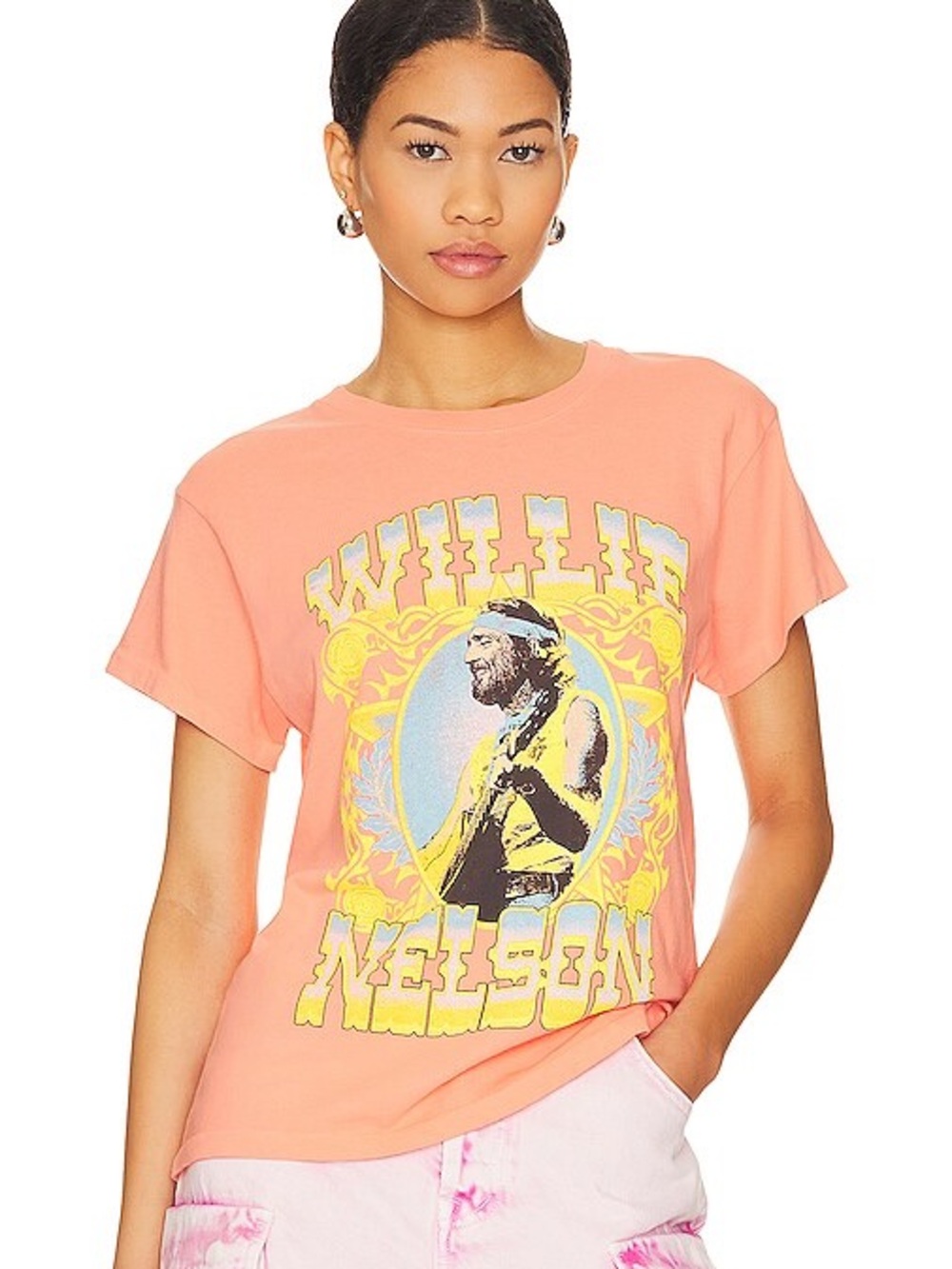 Daydreamer Revolve Willie Nelson Outlaw Country Tour Tee in Desert Flower Small